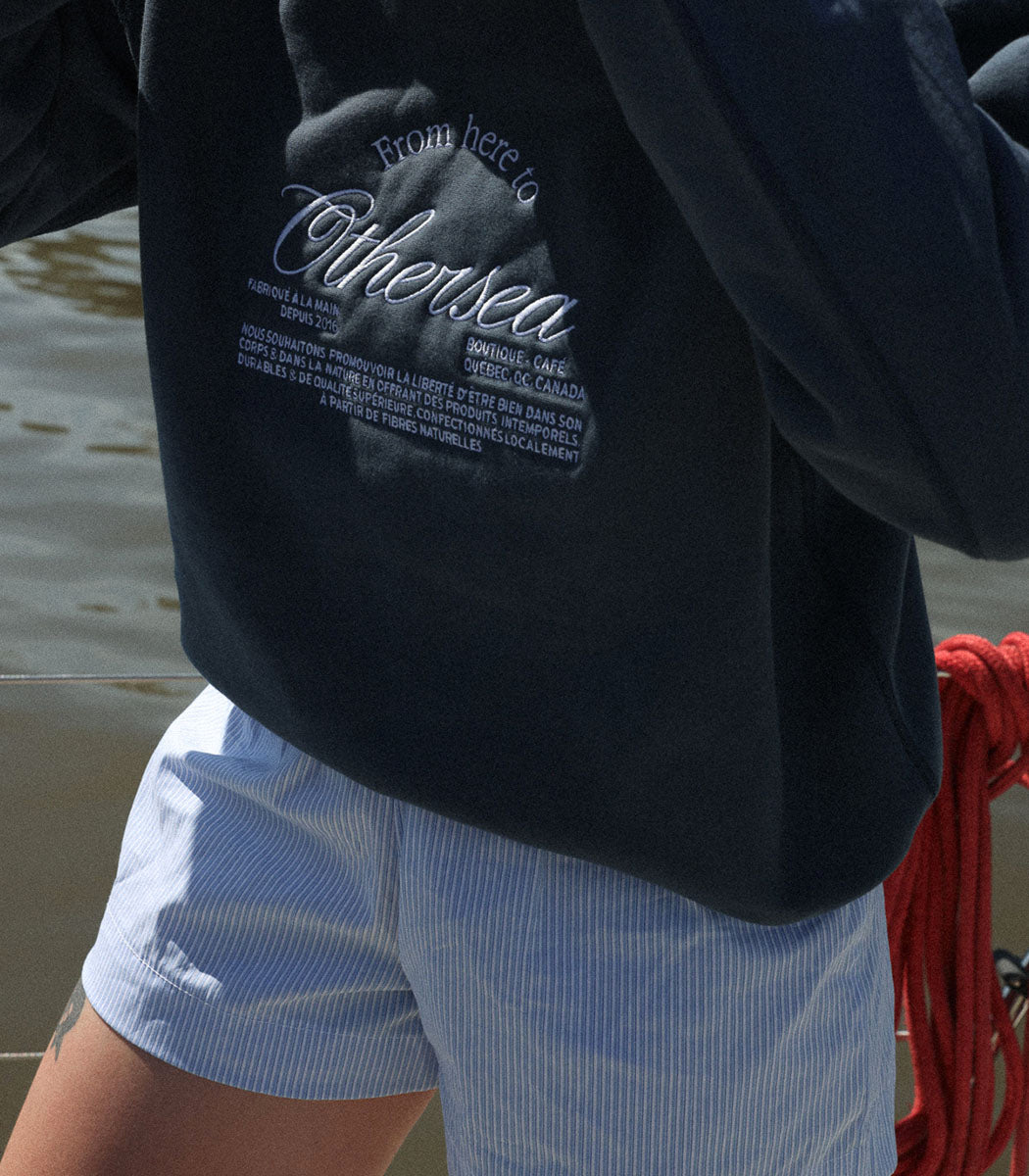 Crewneck brodé | «FROM HERE TO OTHERSEA» - BLEU MARIN