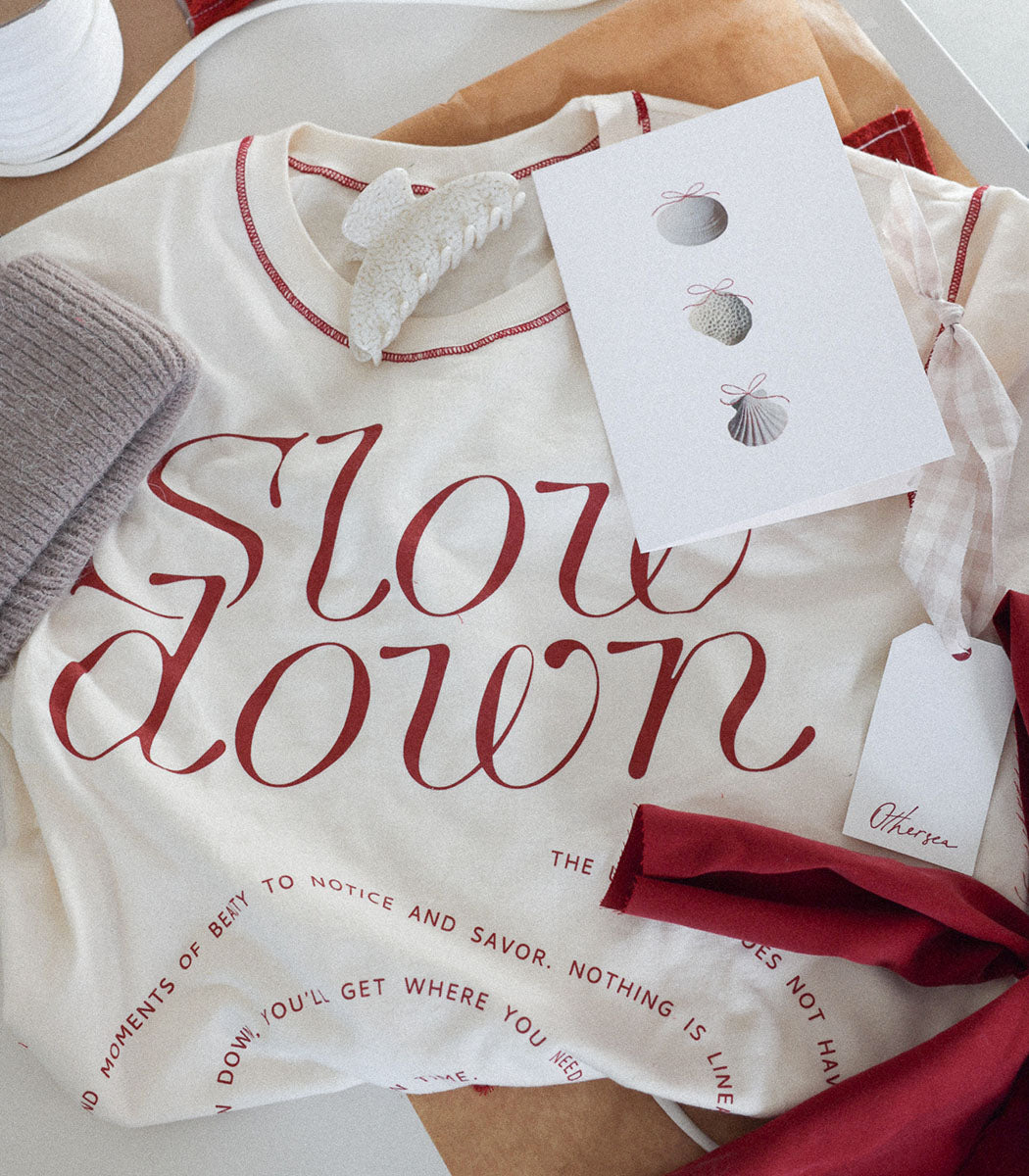 Holiday Gift Set | T-shirt + Beanie + Hair Clip + Card