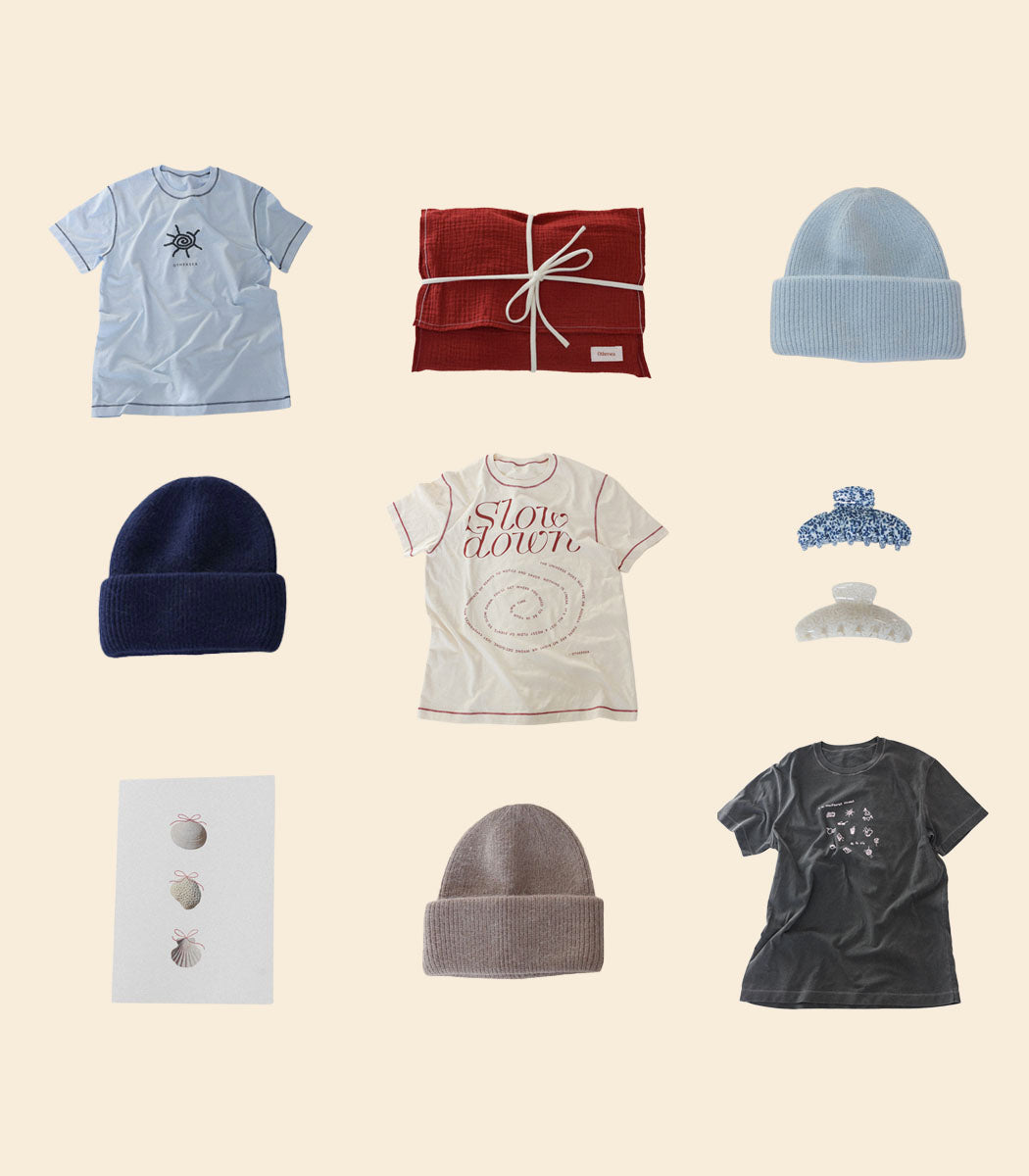 Holiday Gift Set | T-shirt + Beanie + Hair Clip + Card