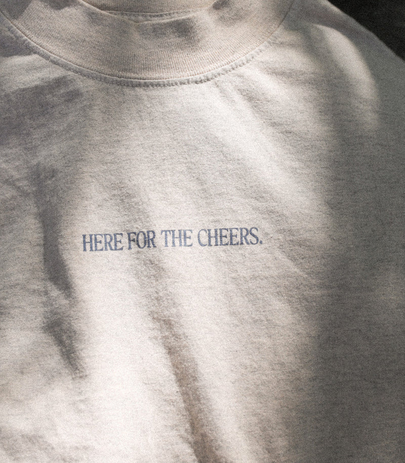 T-Shirt - « Here for the cheers » - Blue & grey