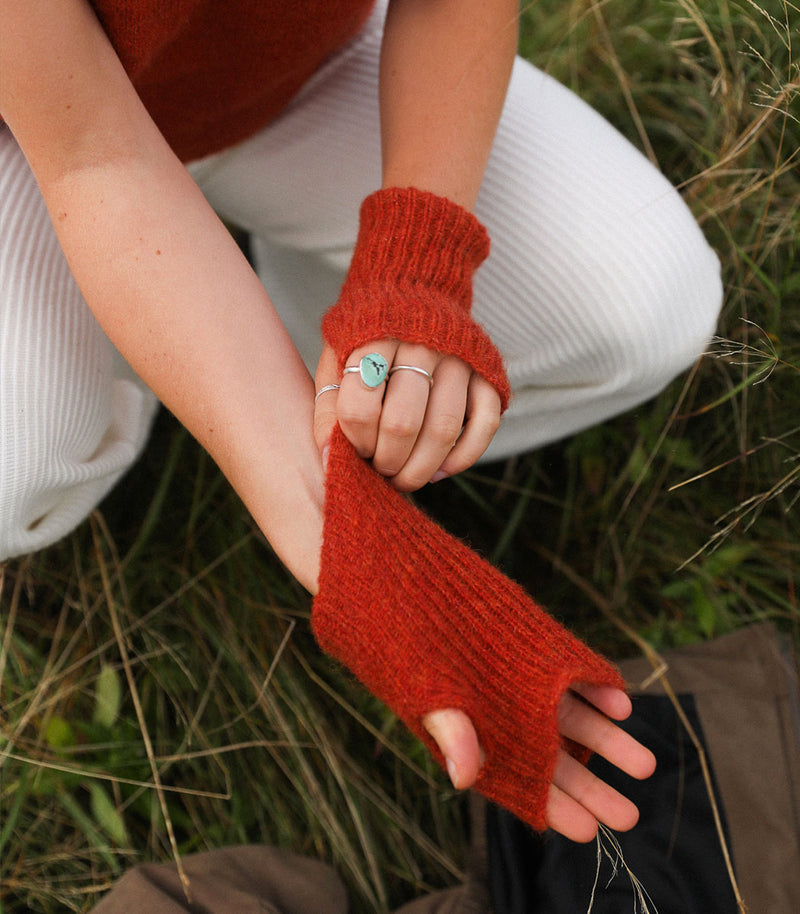 Gant mi-doigts laine Alpaga+Mérinos tricotée à la main - BRULÉE